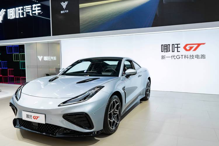 东莞南城区特万欧企业管理咨询哪吒汽车在智能汽车领域的表现，领途汽车在新能源汽车市场中的影响力